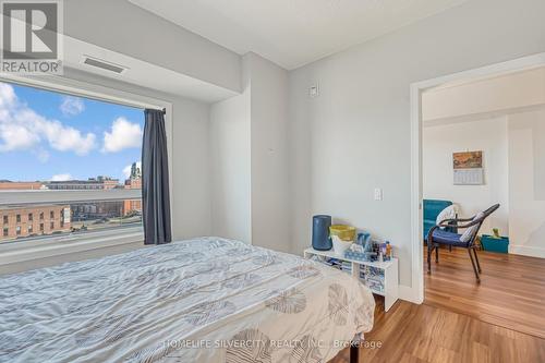 615 - 1 Wellington Street, Brantford, ON - Indoor Photo Showing Bedroom