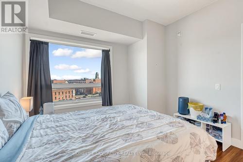 615 - 1 Wellington Street, Brantford, ON - Indoor Photo Showing Bedroom