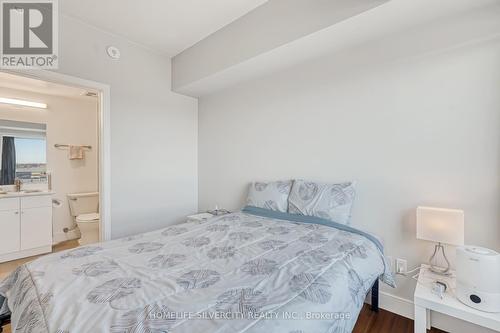 615 - 1 Wellington Street, Brantford, ON - Indoor Photo Showing Bedroom