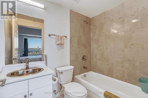 615 - 1 Wellington Street, Brantford, ON - Indoor Photo Showing Bathroom