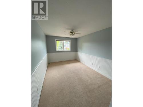 1517 Fir Crescent, Golden, BC - Indoor Photo Showing Other Room