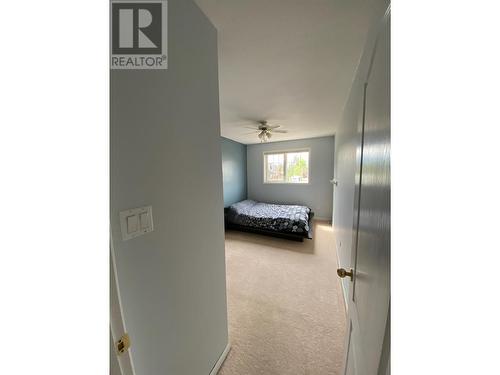 1517 Fir Crescent, Golden, BC - Indoor Photo Showing Bedroom