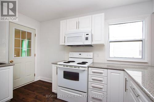 262 Drew Street, Oshawa (Central), ON - Indoor Photo Showing Kitchen