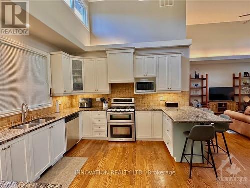 106 Shanmarie Lane, Ottawa, ON - Indoor Photo Showing Kitchen With Double Sink