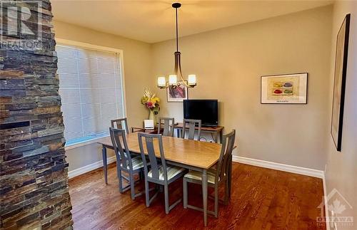 106 Shanmarie Lane, Ottawa, ON - Indoor Photo Showing Dining Room