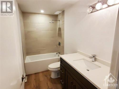 866 Rideau River Road, Montague, ON - Indoor Photo Showing Bathroom