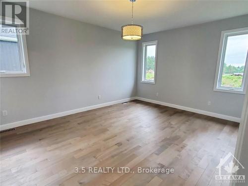 866 Rideau River Road, Merrickville-Wolford, ON - Indoor Photo Showing Other Room