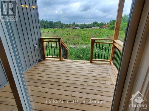 866 Rideau River Road, Merrickville-Wolford, ON - Outdoor With Exterior