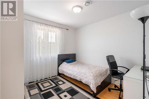 6123 Macbain Street, Bainsville, ON - Indoor Photo Showing Bedroom