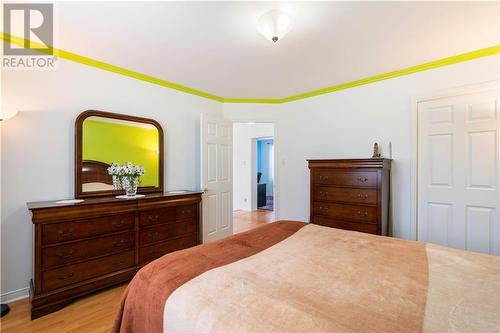 6123 Macbain Street, Bainsville, ON - Indoor Photo Showing Bedroom