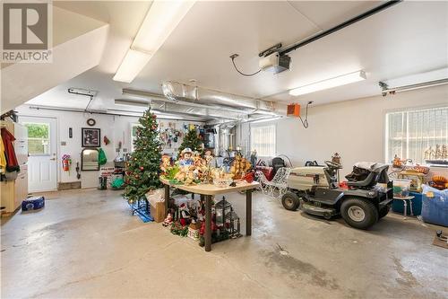 6123 Macbain Street, Bainsville, ON - Indoor Photo Showing Garage