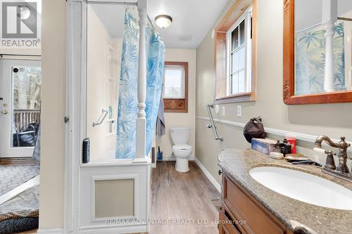 403167 Robinson Road, South-West Oxford, ON - Indoor Photo Showing Bathroom