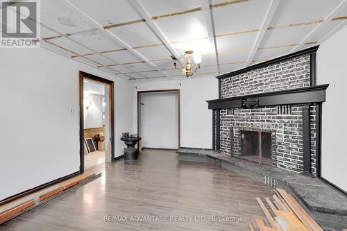 403167 Robinson Road, South-West Oxford, ON - Indoor Photo Showing Other Room With Fireplace