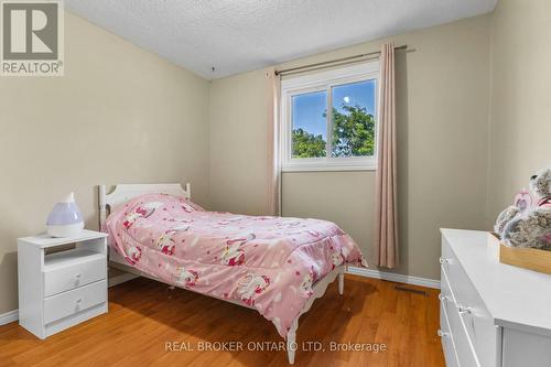 4 - 131 Bonaventure Drive, London, ON - Indoor Photo Showing Bedroom