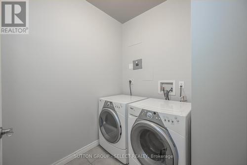 304 - 435 Colborne Street, London, ON - Indoor Photo Showing Laundry Room