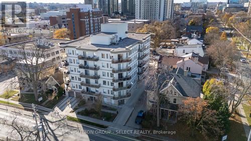 304 - 435 Colborne Street, London, ON - Outdoor