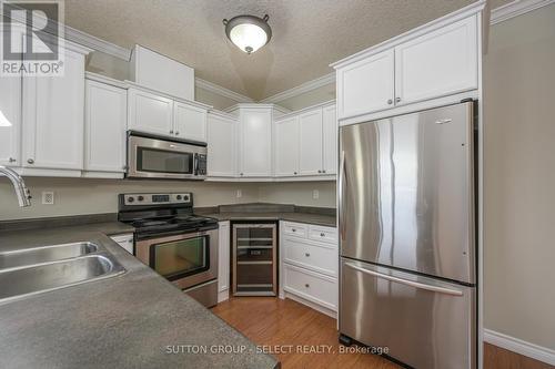 304 - 435 Colborne Street, London, ON - Indoor Photo Showing Kitchen With Stainless Steel Kitchen With Double Sink