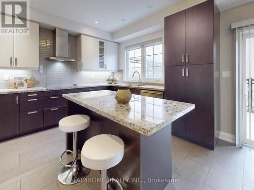 79 Village Parkway, Markham, ON - Indoor Photo Showing Kitchen With Upgraded Kitchen