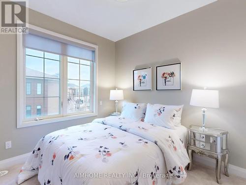 79 Village Parkway, Markham, ON - Indoor Photo Showing Bedroom