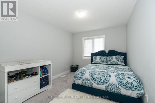 90 - 2070 Meadowgate Boulevard, London, ON - Indoor Photo Showing Bedroom