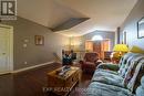 28 Schreyer Drive, St. Thomas, ON  - Indoor Photo Showing Living Room 