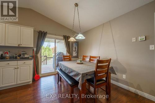 28 Schreyer Drive, St. Thomas, ON - Indoor Photo Showing Dining Room