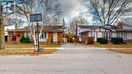 259 Brunswick Crescent N, London, ON - Outdoor With Facade