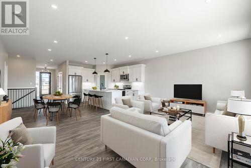 Virtually Staged - 481 Kip Lane, Plympton-Wyoming (Plympton Wyoming), ON - Indoor Photo Showing Living Room