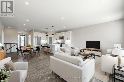 Virtually Staged - 484 Kip Lane, Plympton-Wyoming (Plympton Wyoming), ON - Indoor Photo Showing Living Room