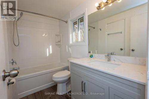 15 - 490 Third Street, London, ON - Indoor Photo Showing Bathroom