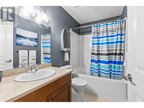 1137 Long Ridge Drive, Kelowna, BC - Indoor Photo Showing Bathroom