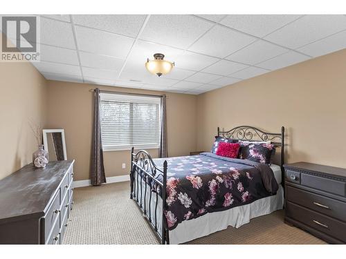 1137 Long Ridge Drive, Kelowna, BC - Indoor Photo Showing Bedroom