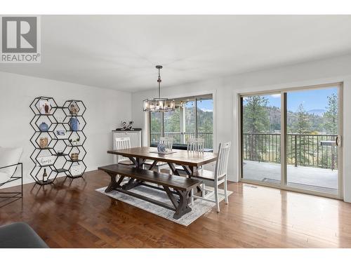 1137 Long Ridge Drive, Kelowna, BC - Indoor Photo Showing Dining Room