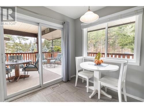 1635 Blackwood Drive, West Kelowna, BC - Indoor Photo Showing Dining Room