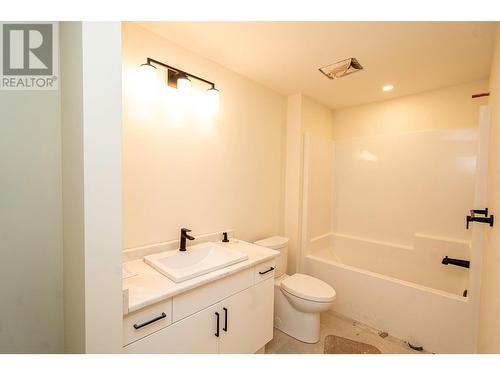 3078 Flume Court, West Kelowna, BC - Indoor Photo Showing Bathroom