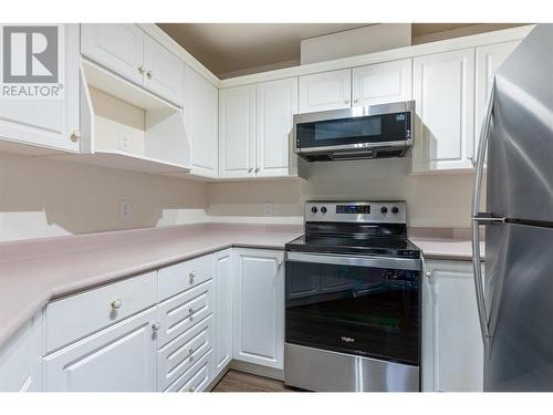 807 Railway Avenue Unit# 37, Ashcroft, BC - Indoor Photo Showing Kitchen With Stainless Steel Kitchen