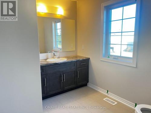 90 Hillcrest Road, Port Colborne, ON - Indoor Photo Showing Bathroom