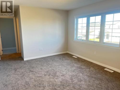 90 Hillcrest Road, Port Colborne, ON - Indoor Photo Showing Other Room