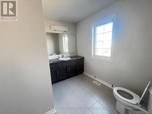 90 Hillcrest Road, Port Colborne, ON - Indoor Photo Showing Bathroom