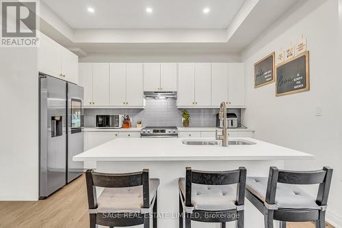 2101 Primate Road, Mississauga, ON - Indoor Photo Showing Kitchen With Double Sink