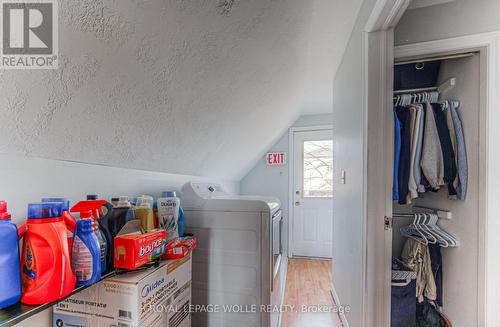 22 Ezra Avenue, Waterloo, ON - Indoor Photo Showing Laundry Room