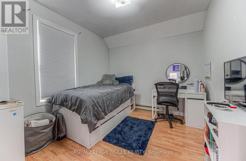 22 Ezra Avenue, Waterloo, ON - Indoor Photo Showing Bedroom