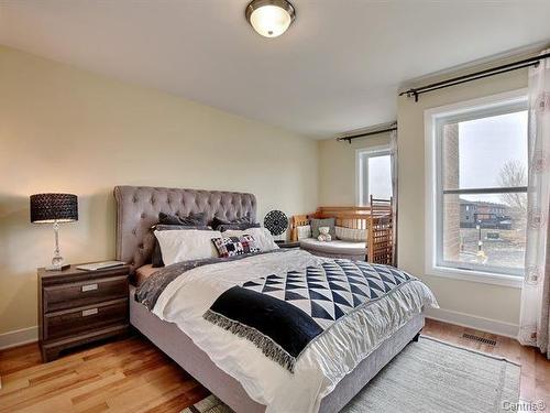 Master bedroom - 9460 Rue Robitaille, Montréal (Mercier/Hochelaga-Maisonneuve), QC - Indoor Photo Showing Bedroom