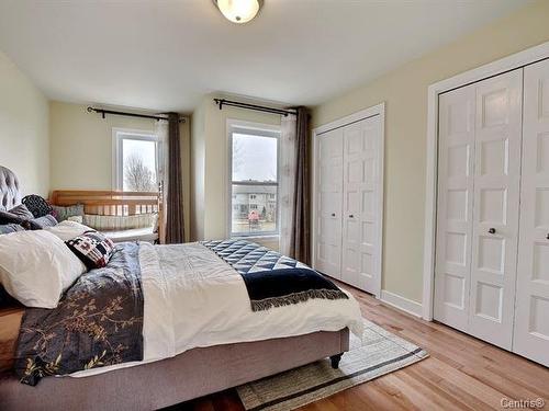 Master bedroom - 9460 Rue Robitaille, Montréal (Mercier/Hochelaga-Maisonneuve), QC - Indoor Photo Showing Bedroom