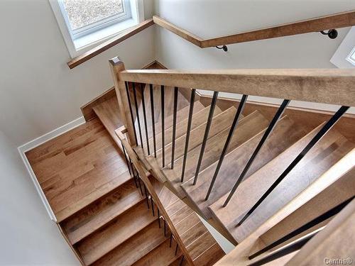 Staircase - 9460 Rue Robitaille, Montréal (Mercier/Hochelaga-Maisonneuve), QC - Indoor Photo Showing Other Room