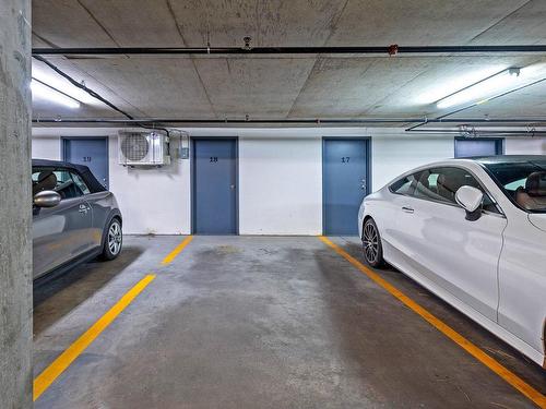 Garage - 308-750 Rue Du Docteur-Chevrier, Saint-Lambert, QC - Indoor Photo Showing Garage