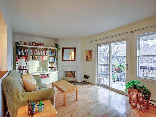 Living room - 3-638 Boul. Des Hautes-Plaines, Gatineau (Hull), QC - Indoor Photo Showing Living Room With Fireplace