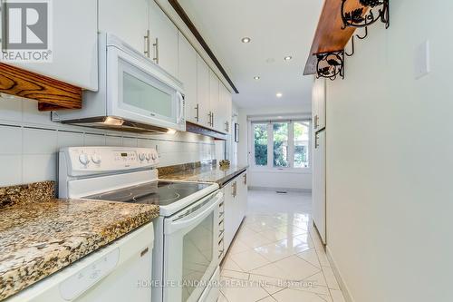 63 - 3050 Orleans Road, Mississauga, ON - Indoor Photo Showing Kitchen