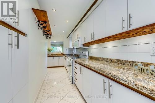 63 - 3050 Orleans Road, Mississauga, ON - Indoor Photo Showing Kitchen