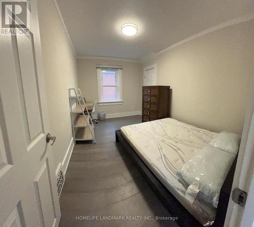 47 Young Street E, Waterloo, ON - Indoor Photo Showing Bedroom